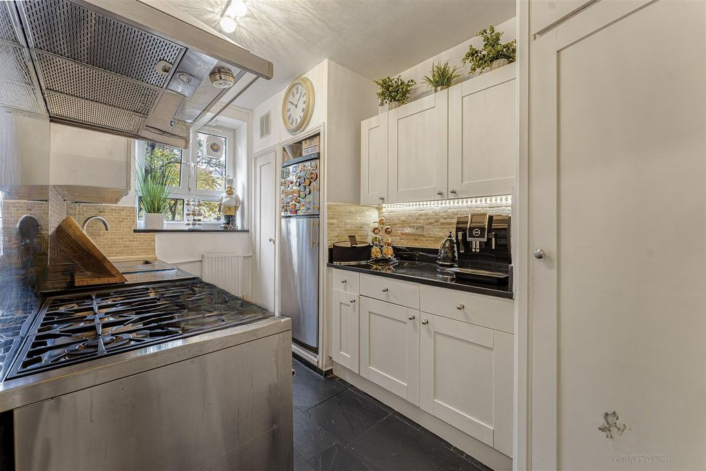 Квартира в Лондоне, Великобритания, 50 м² - фото 13