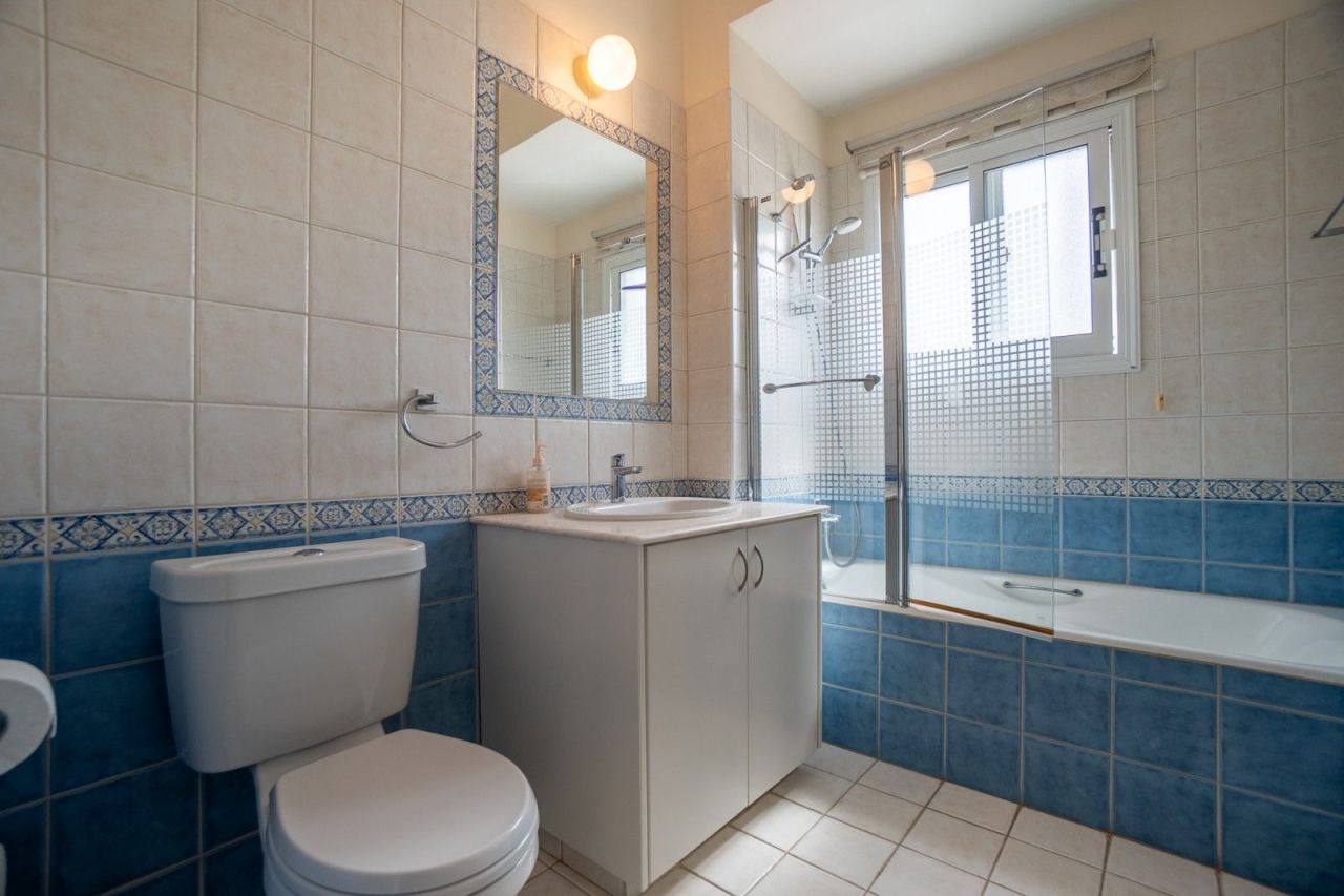 Вилла в Пафосе, Кипр, 181 м² - фото 17