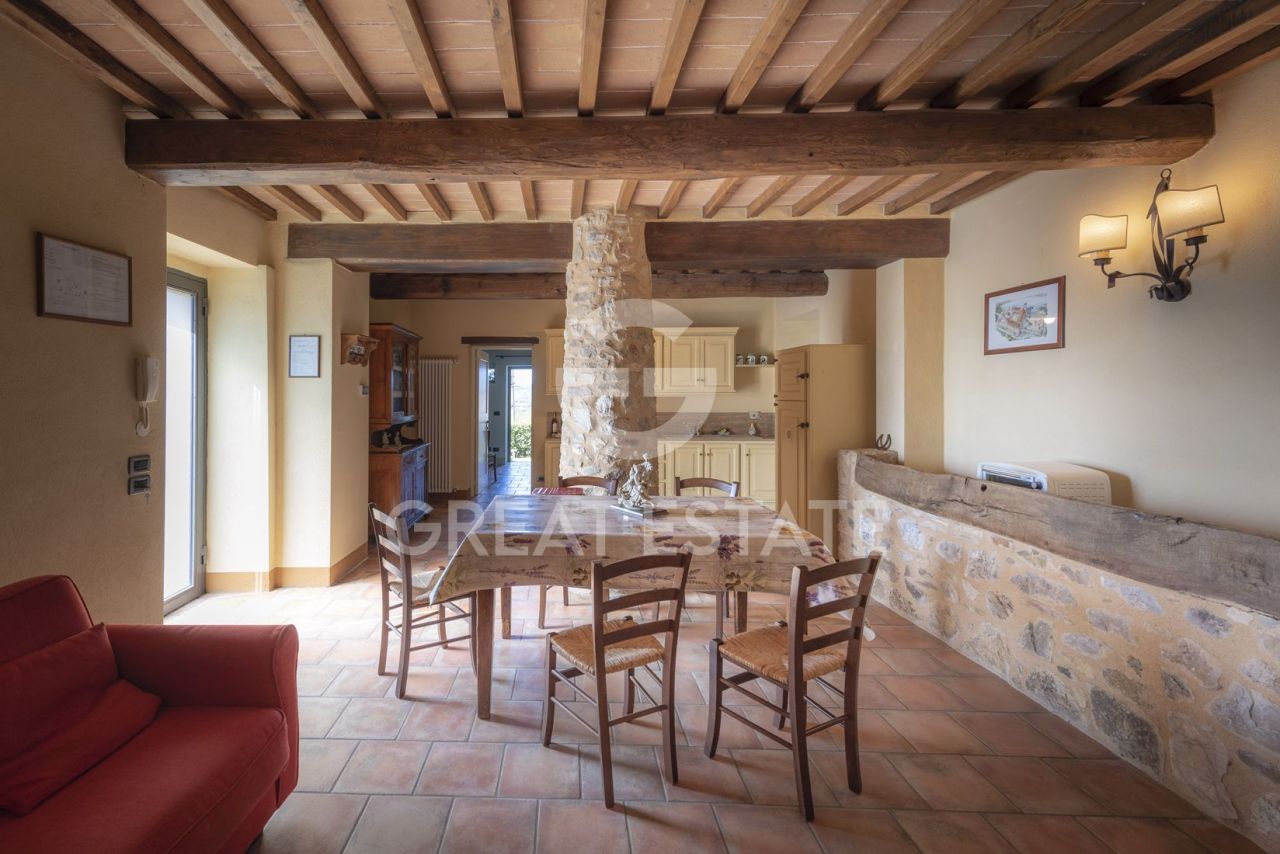 Дом Colle di Val d'Elsa, Италия, 855.6 м² - фото 13