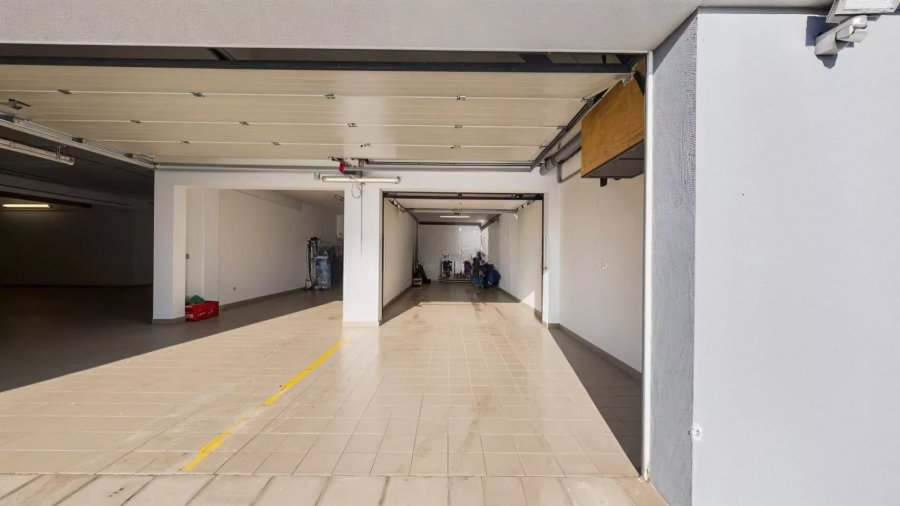 Квартира в Люксембурге, Люксембург, 242 м² - фото 4