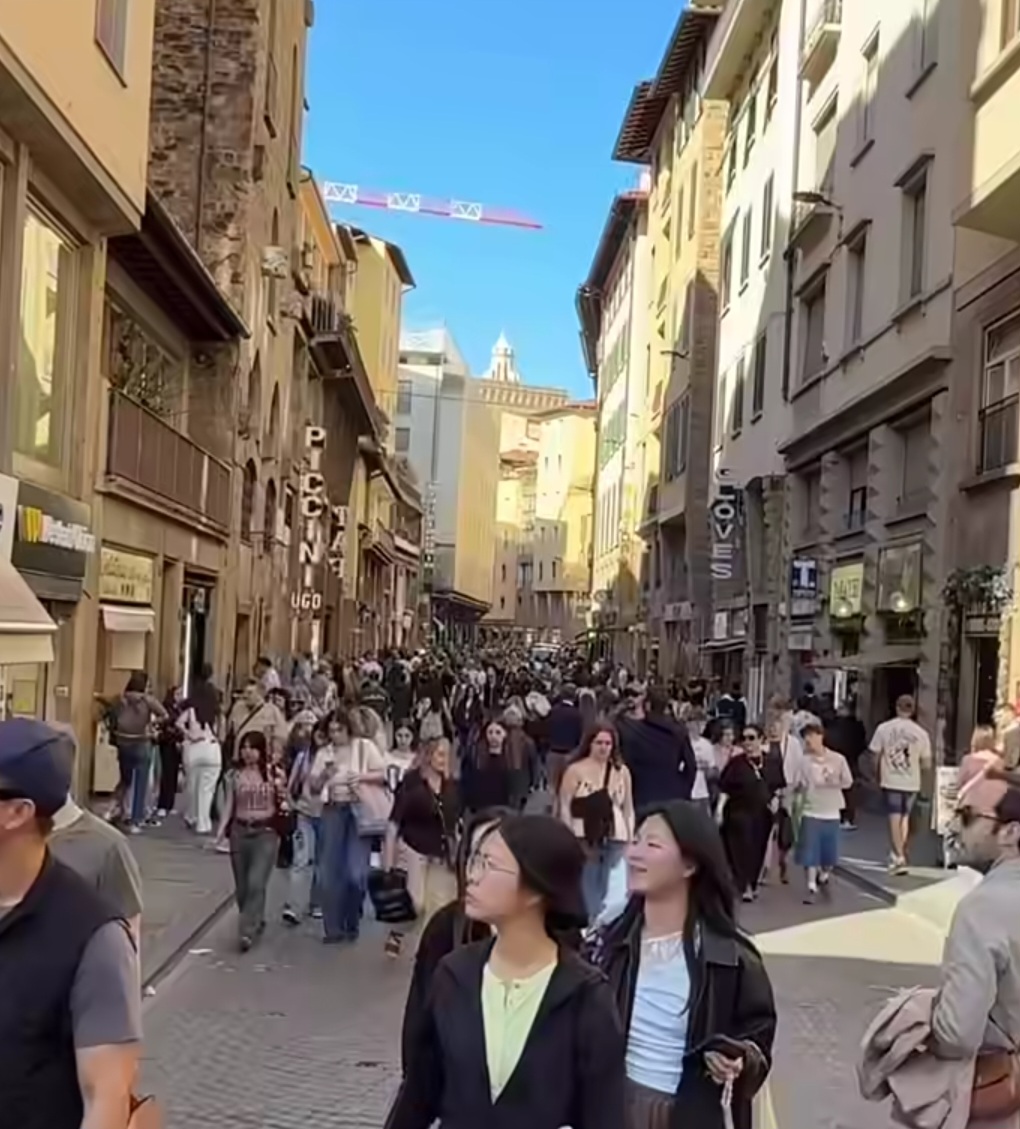 Отель, гостиница во Флоренции, Италия, 760 м² - фото 5