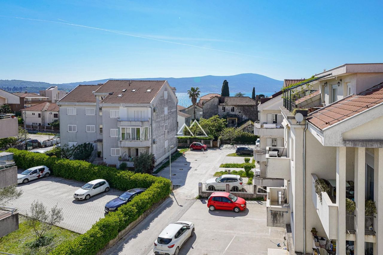 Апартаменты в Тивате, Черногория, 96 м² - фото 5