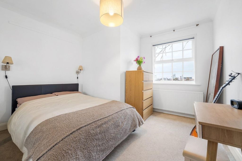 Квартира в Лондоне, Великобритания, 42 м² - фото 1