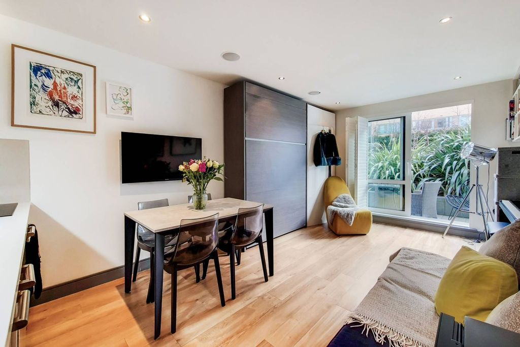 Квартира в Лондоне, Великобритания, 26 м² - фото 1