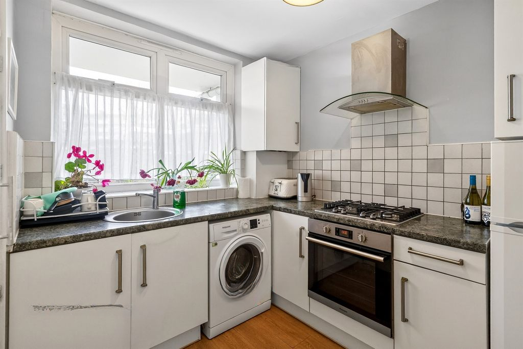 Квартира в Лондоне, Великобритания, 38 м² - фото 1