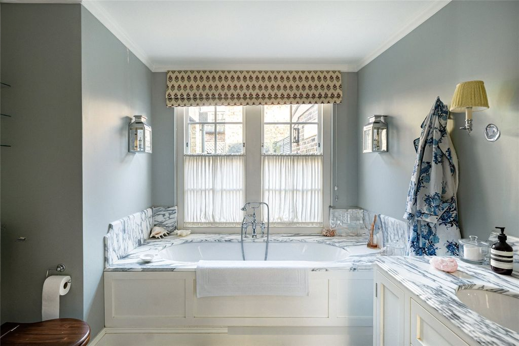 Квартира в Лондоне, Великобритания, 128 м² - фото 2