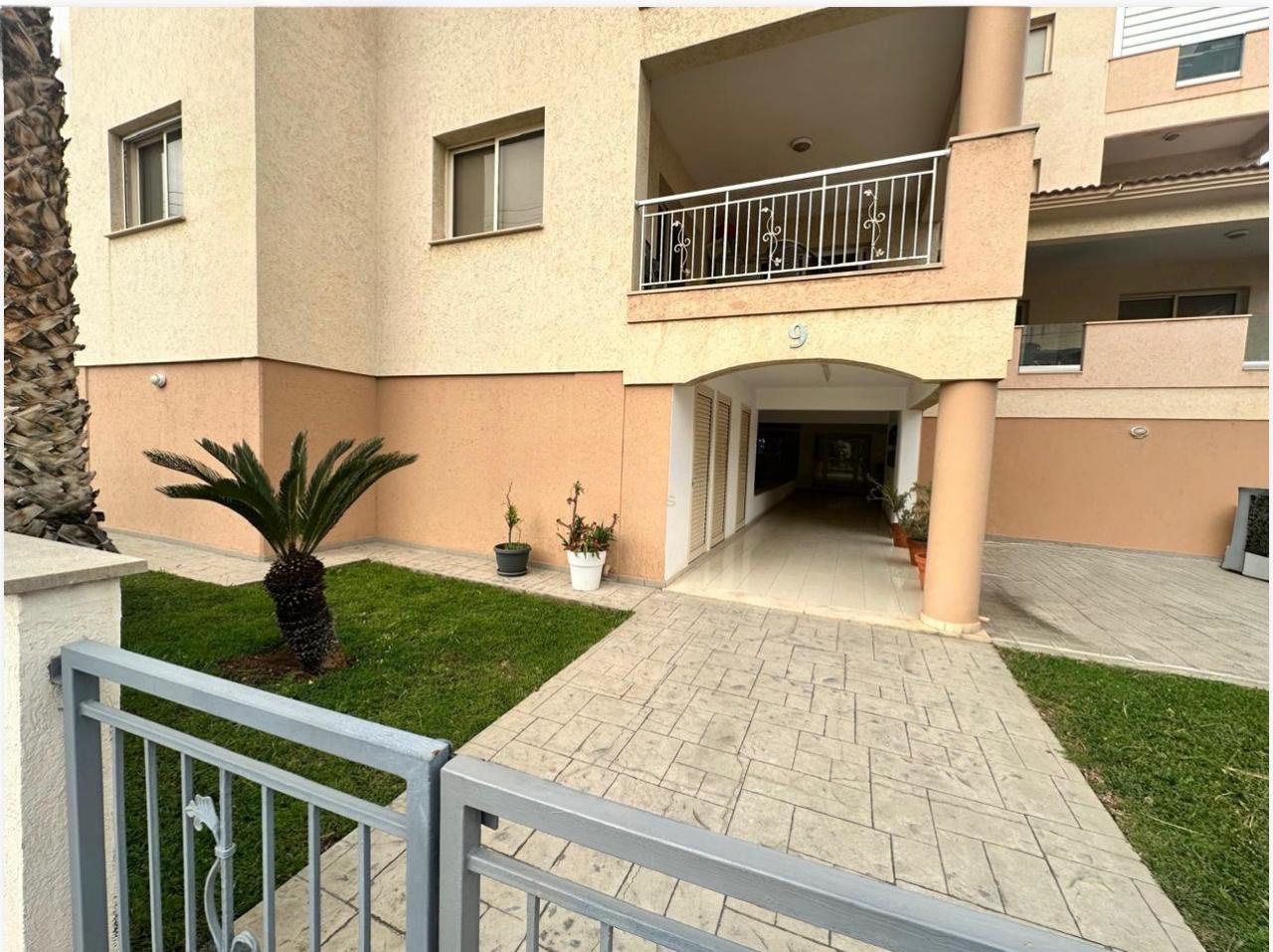 Квартира в Айос-Атанасиосе, Кипр, 122 м² - фото 2