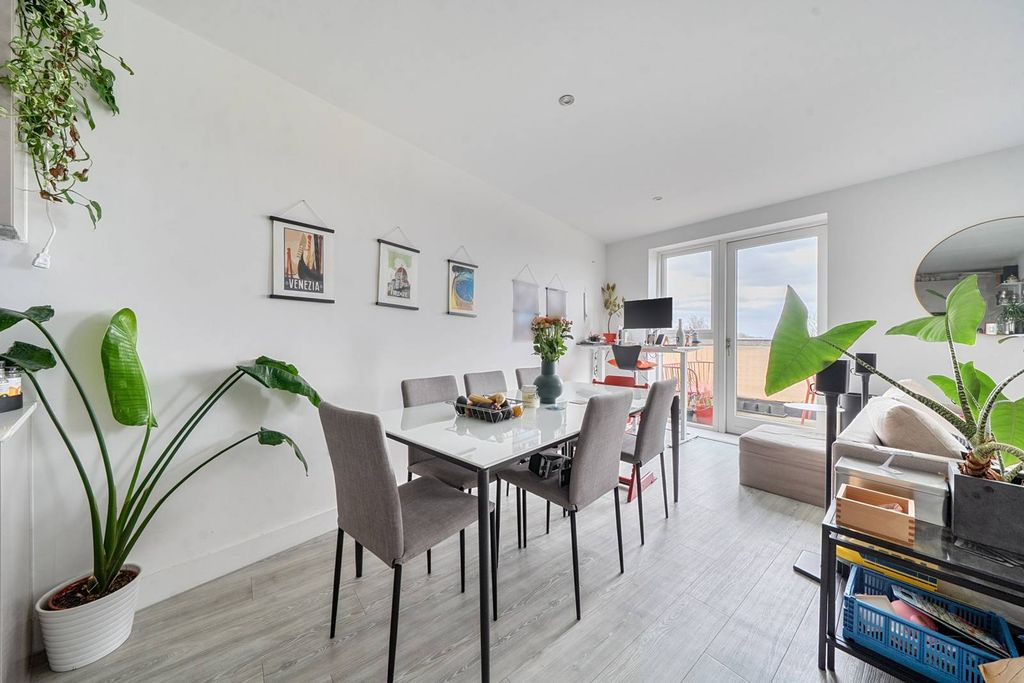 Квартира в Лондоне, Великобритания, 71 м² - фото 2