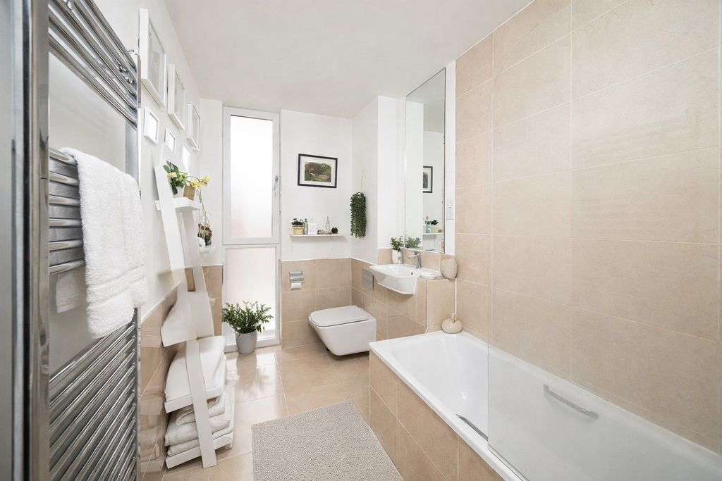 Квартира в Лондоне, Великобритания, 55 м² - фото 2