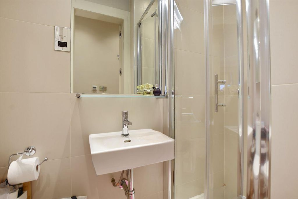 Квартира в Лондоне, Великобритания, 94 м² - фото 2