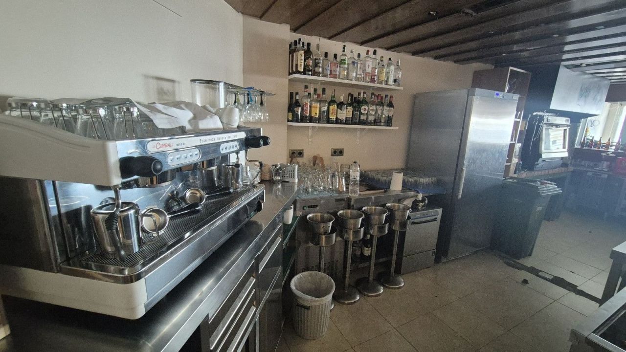 Кафе, ресторан в Калафеле, Испания, 340 м² - фото 6