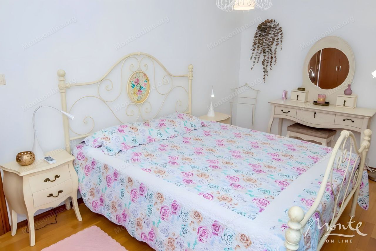 Апартаменты в Петроваце, Черногория, 65 м² - фото 5