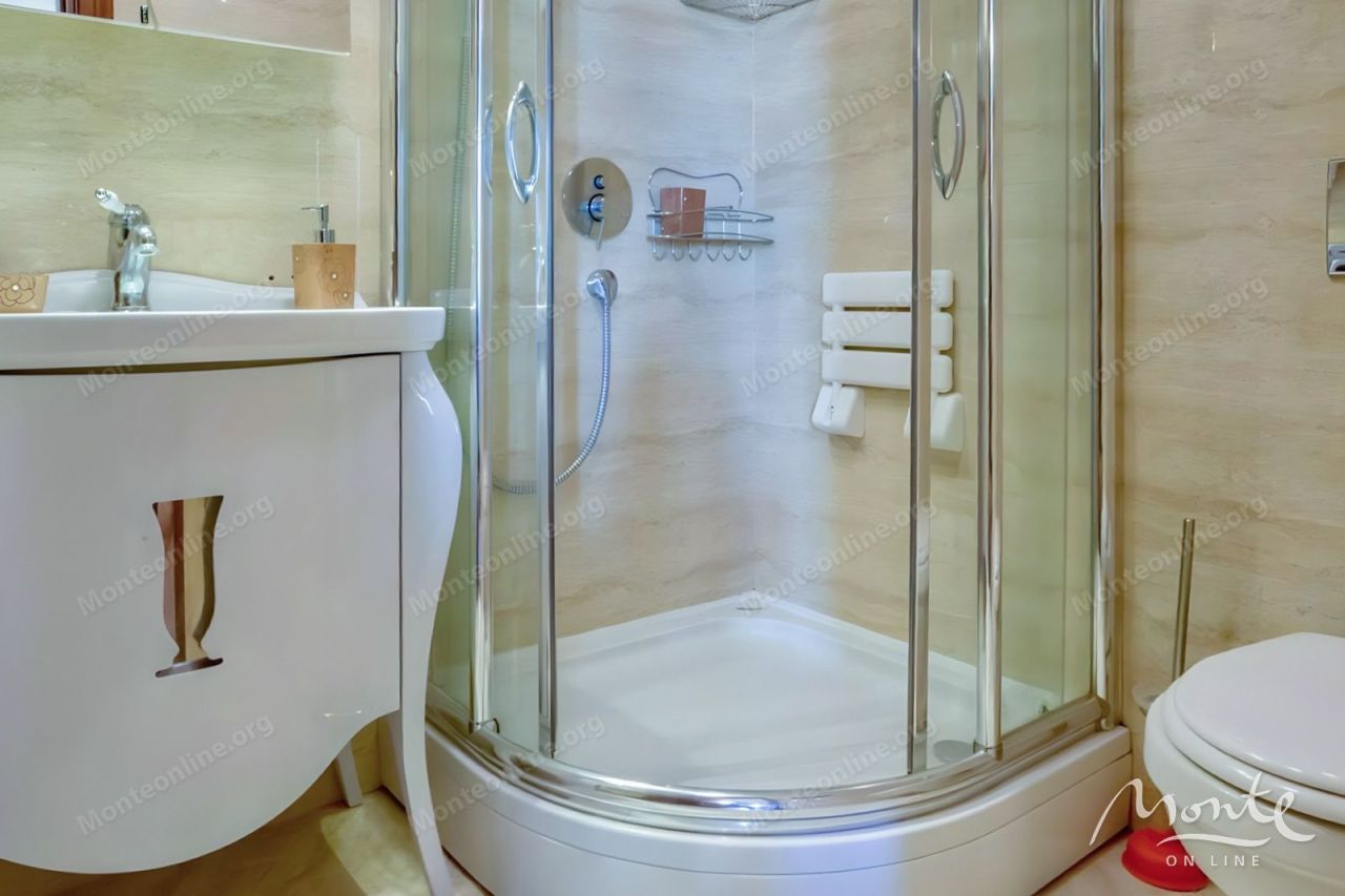 Апартаменты в Петроваце, Черногория, 65 м² - фото 9