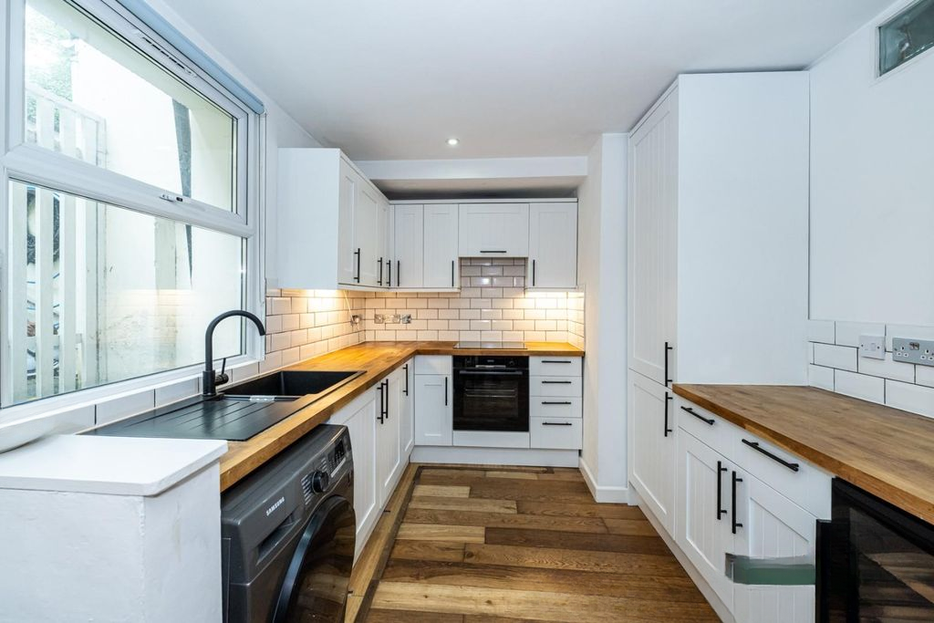 Квартира в Лондоне, Великобритания, 40 м² - фото 6