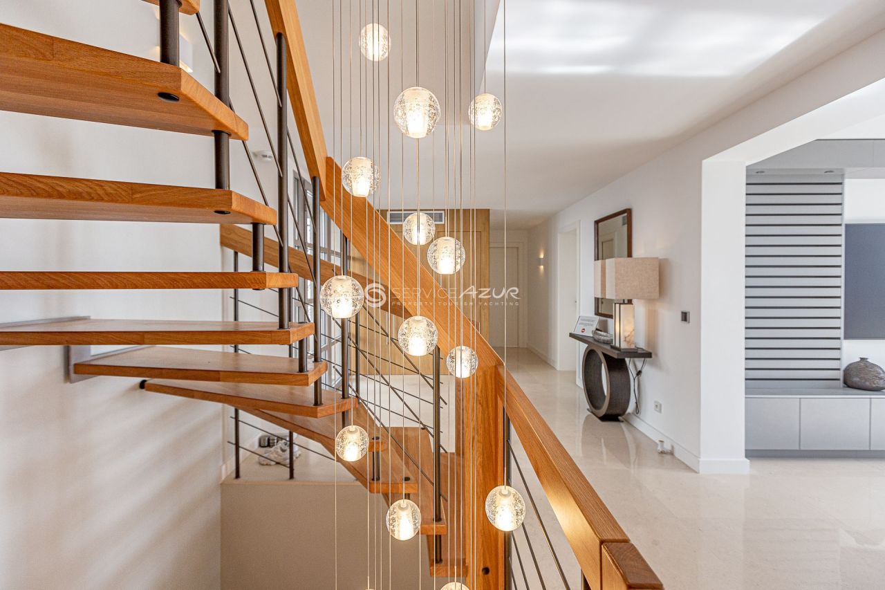 Вилла в Каннах, Франция, 383 м² - фото 11