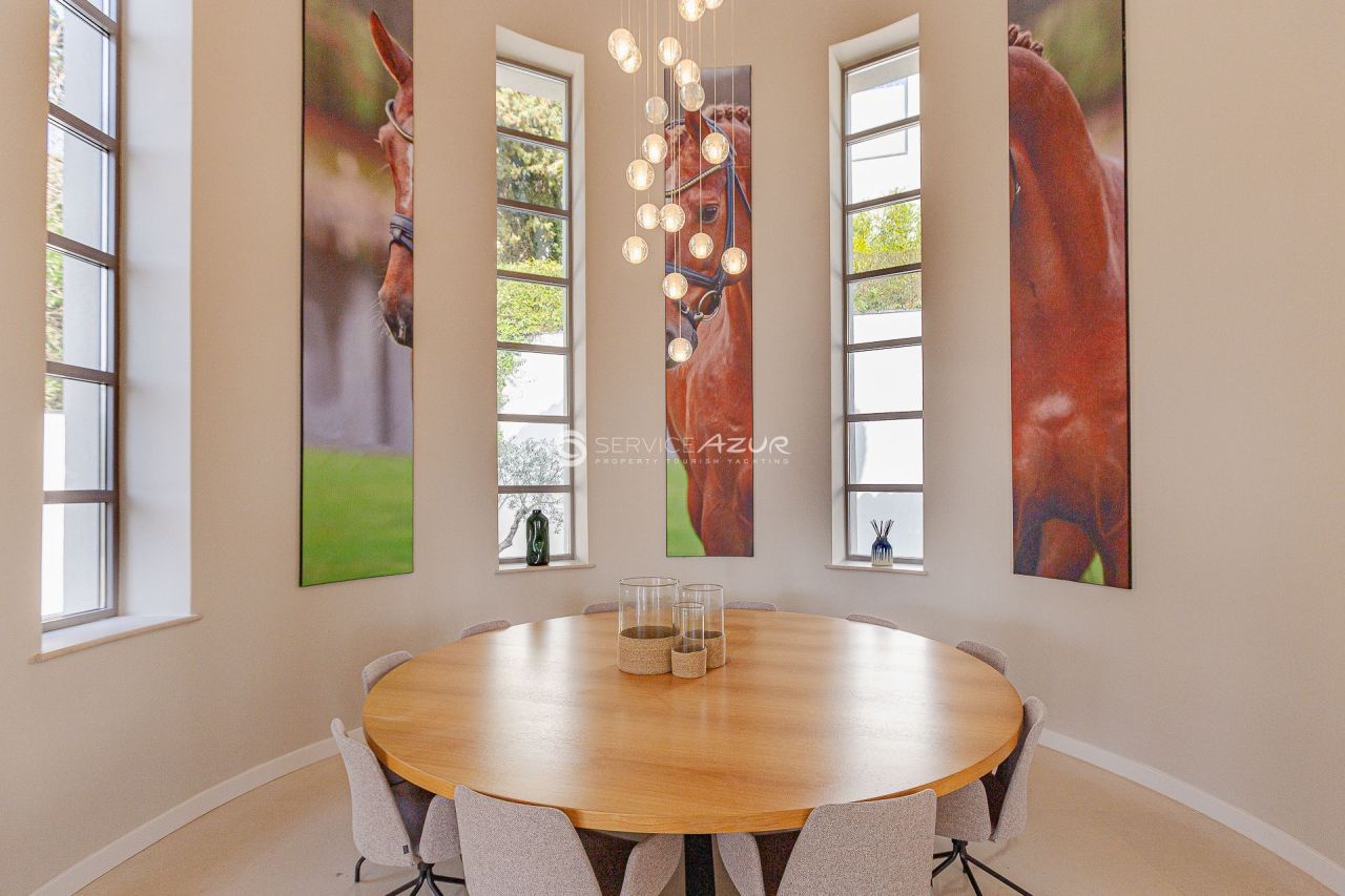 Вилла в Каннах, Франция, 383 м² - фото 13