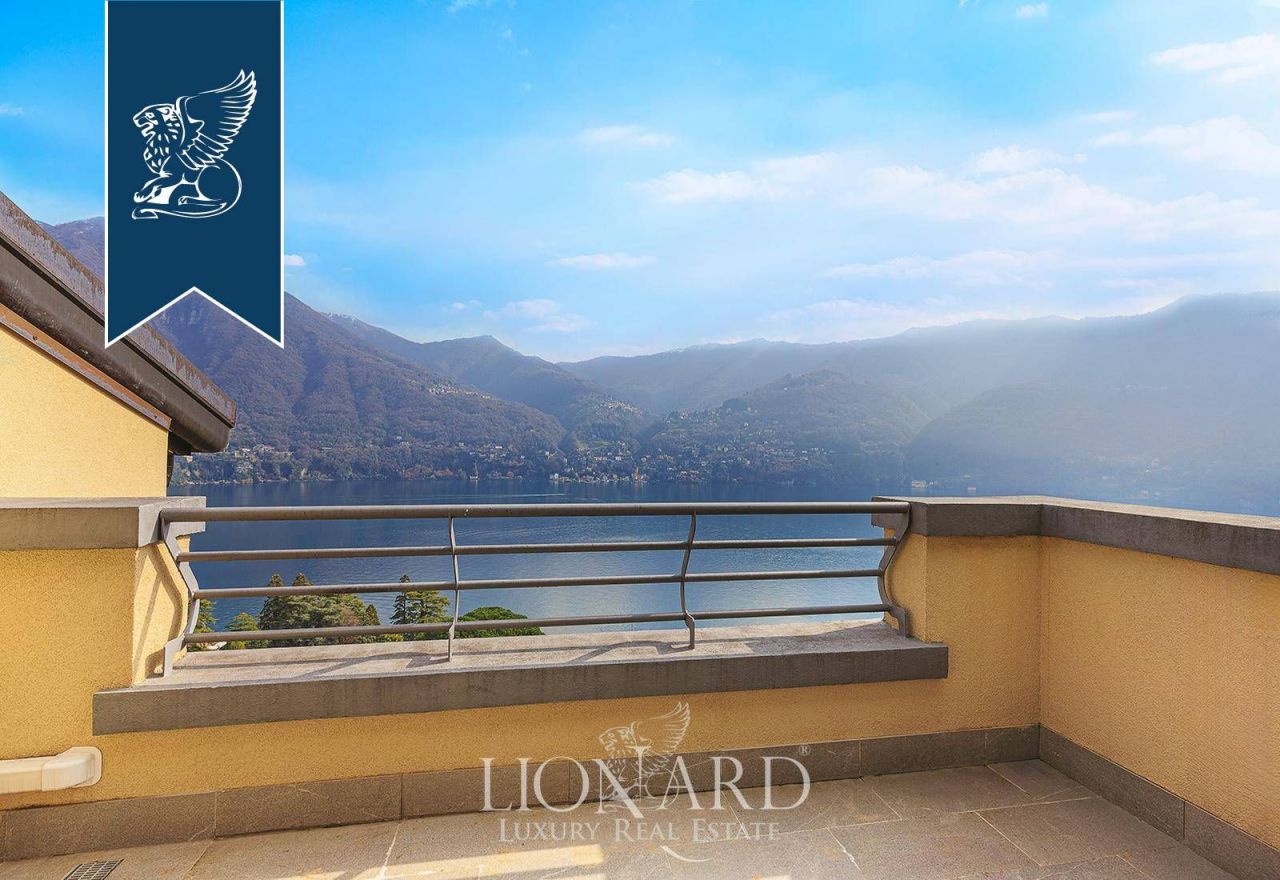 Вилла в Карате-Урио, Италия, 220 м² - фото 2