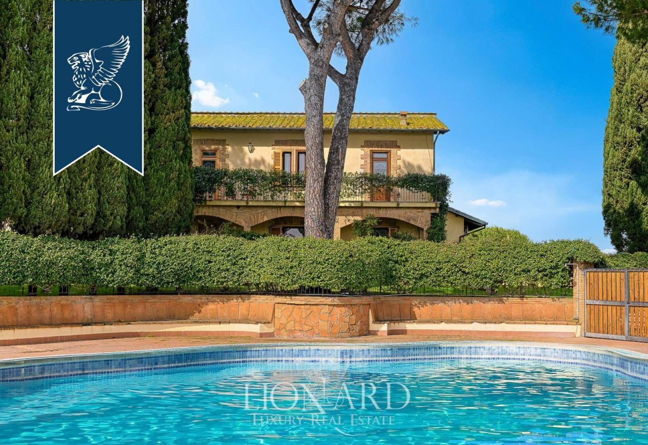 Ферма в Риме, Италия, 1 000 м² - фото 4