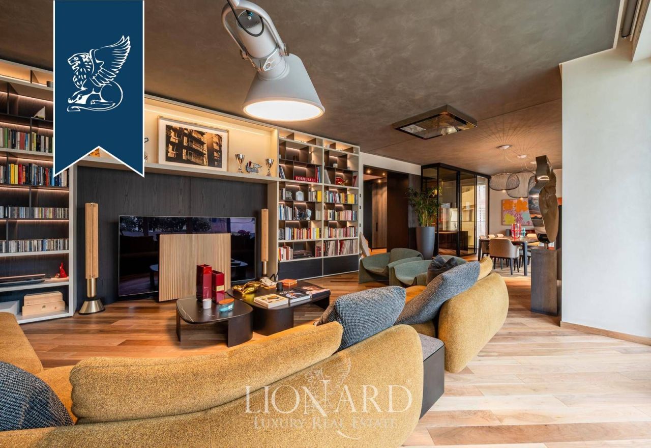 Апартаменты в Милане, Италия, 270 м² - фото 4