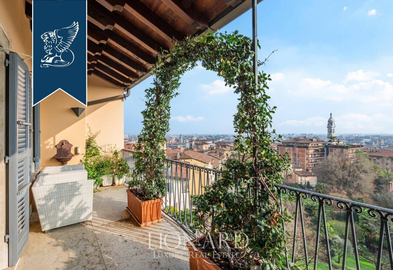 Вилла в Бергамо, Италия, 988 м² - фото 6