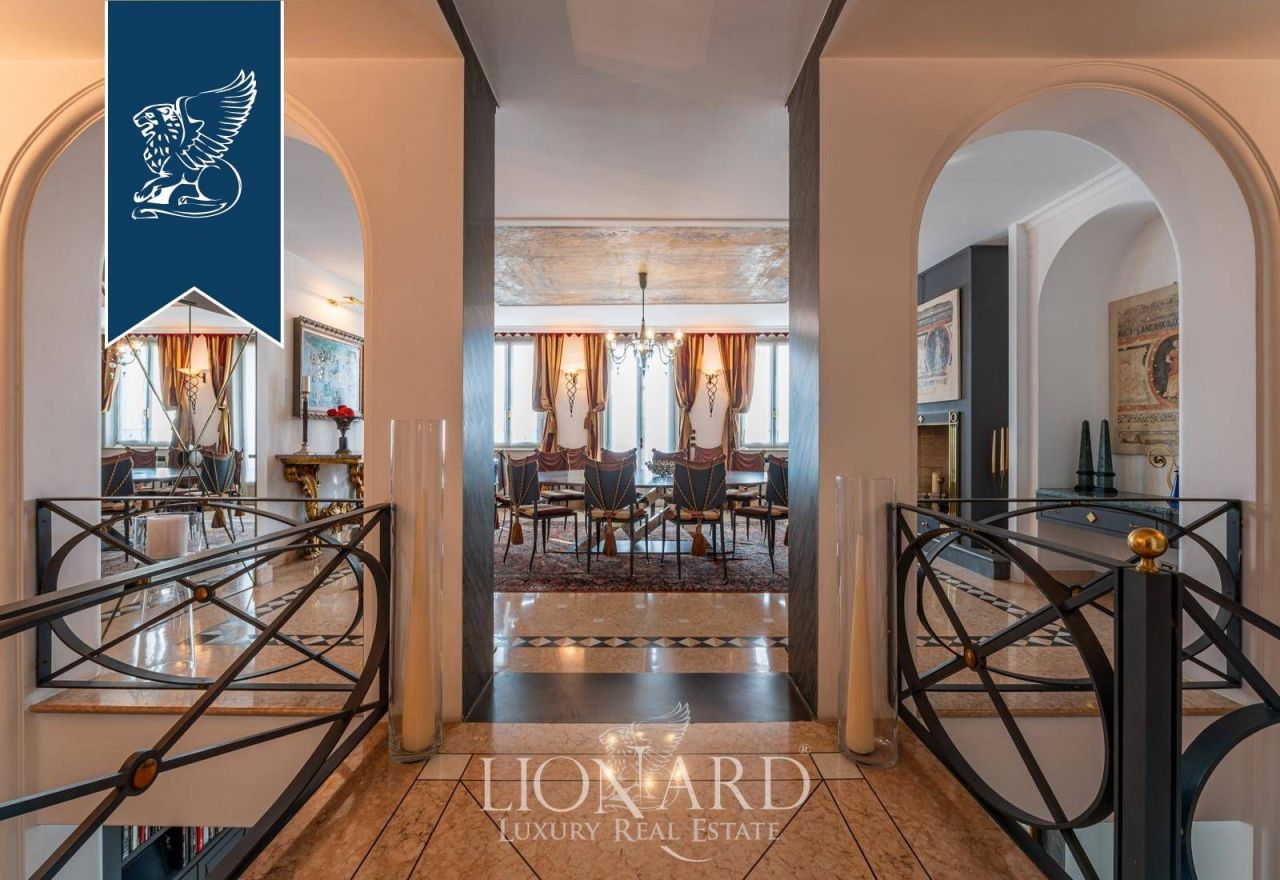 Вилла в Бергамо, Италия, 988 м² - фото 16