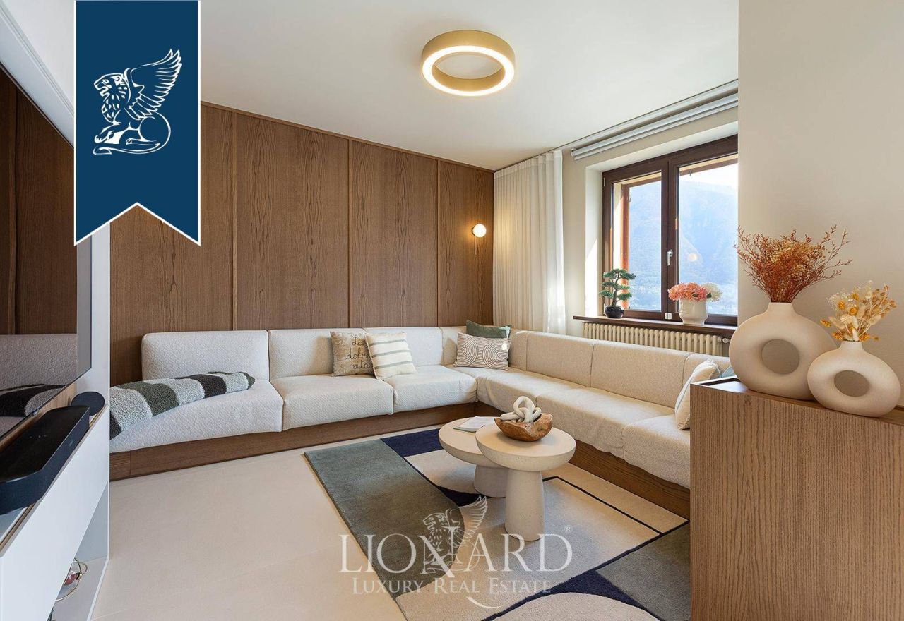 Вилла в Карате-Урио, Италия, 220 м² - фото 17