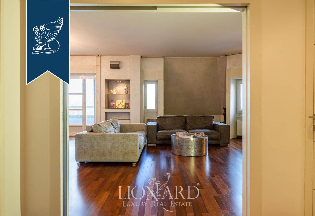 Апартаменты в Милане, Италия, 375 м² - фото 17