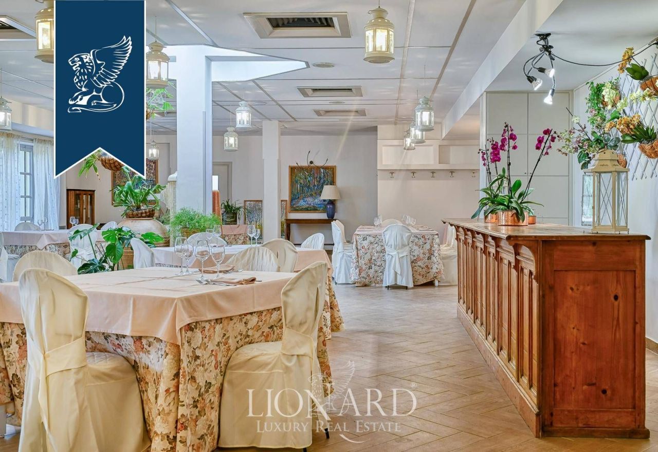 Ферма в Риме, Италия, 1 000 м² - фото 18