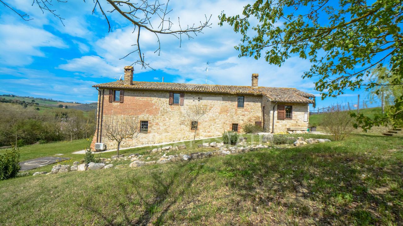 Дом в Тоди, Италия, 258 м² - фото 5