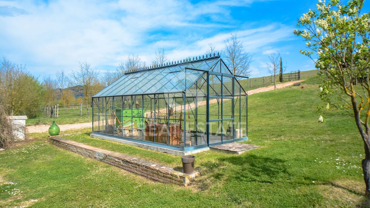 Дом в Тоди, Италия, 258 м² - фото 8