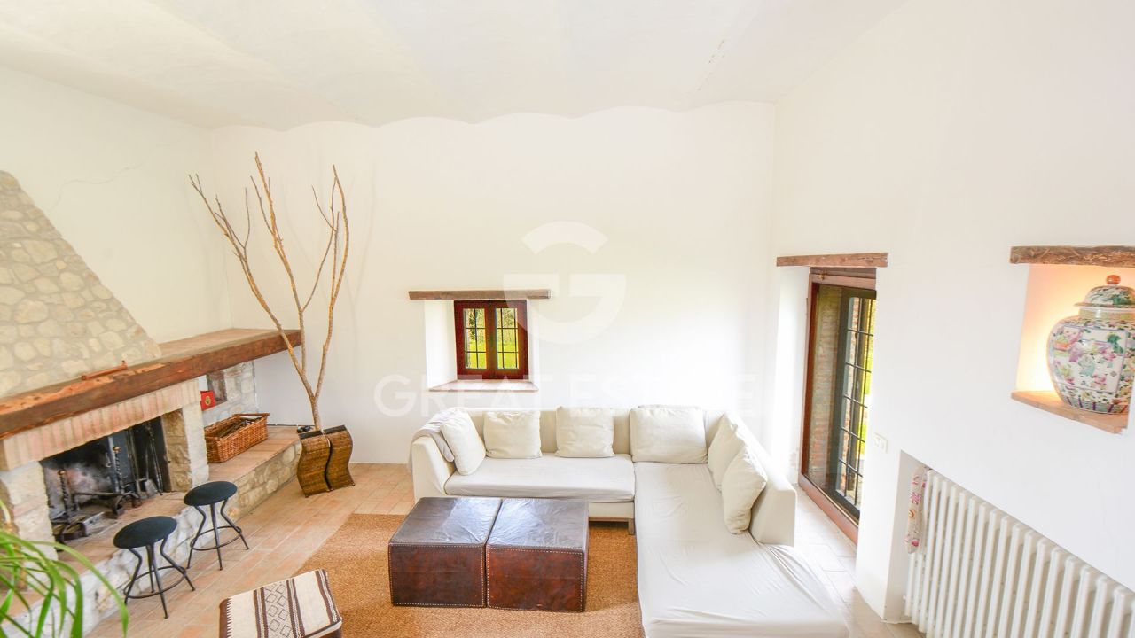 Дом в Тоди, Италия, 258 м² - фото 11