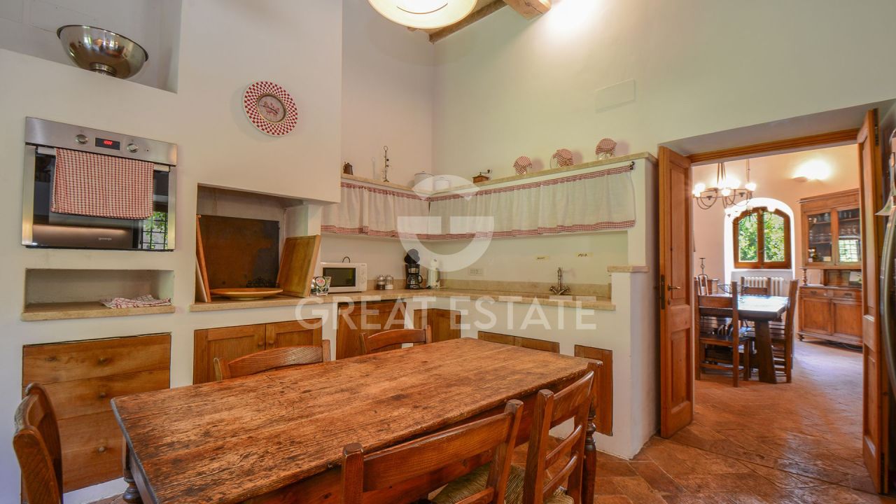 Дом в Баски, Италия, 536.4 м² - фото 14