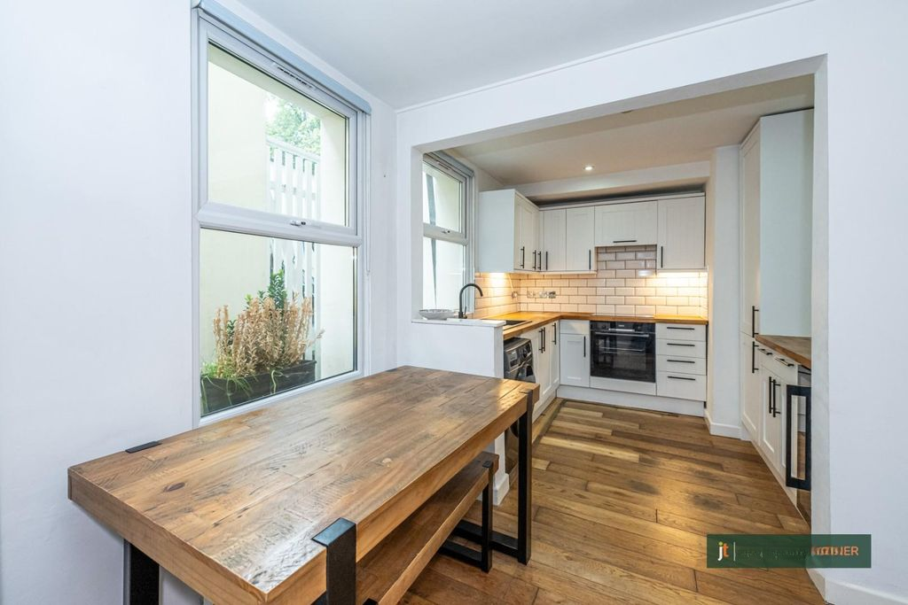 Квартира в Лондоне, Великобритания, 40 м² - фото 9