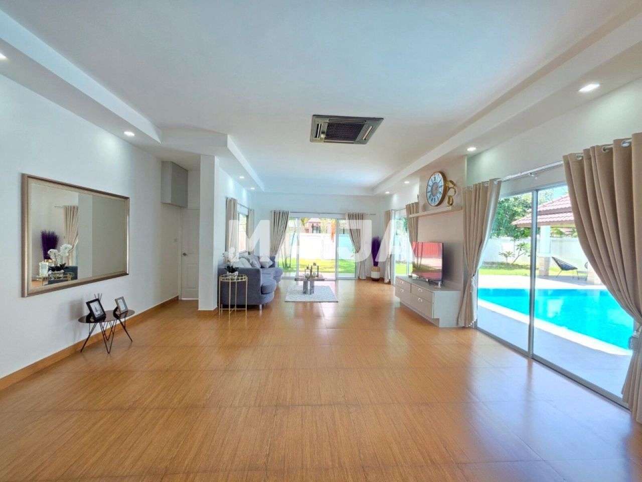 Вилла в Паттайе, Таиланд, 300 м² - фото 4