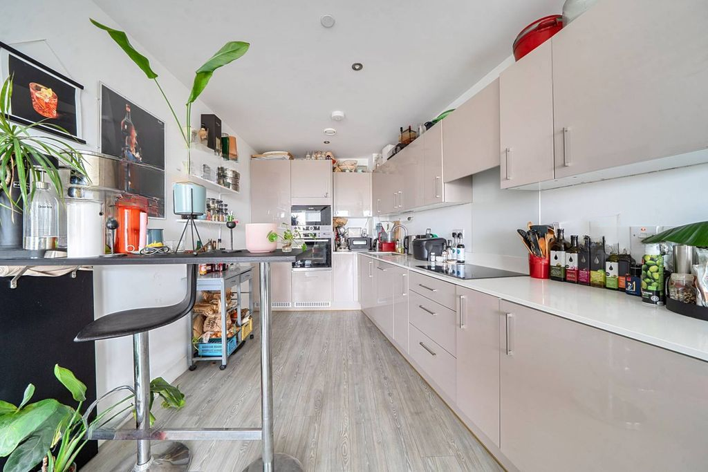 Квартира в Лондоне, Великобритания, 71 м² - фото 11