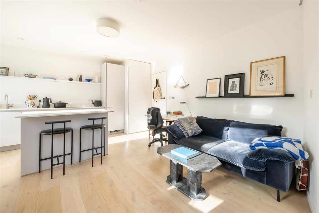 Квартира в Лондоне, Великобритания, 41 м² - фото 11