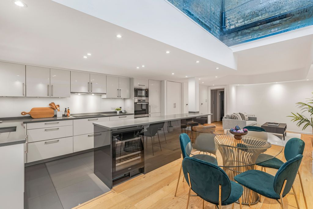 Квартира в Лондоне, Великобритания, 211 м² - фото 14