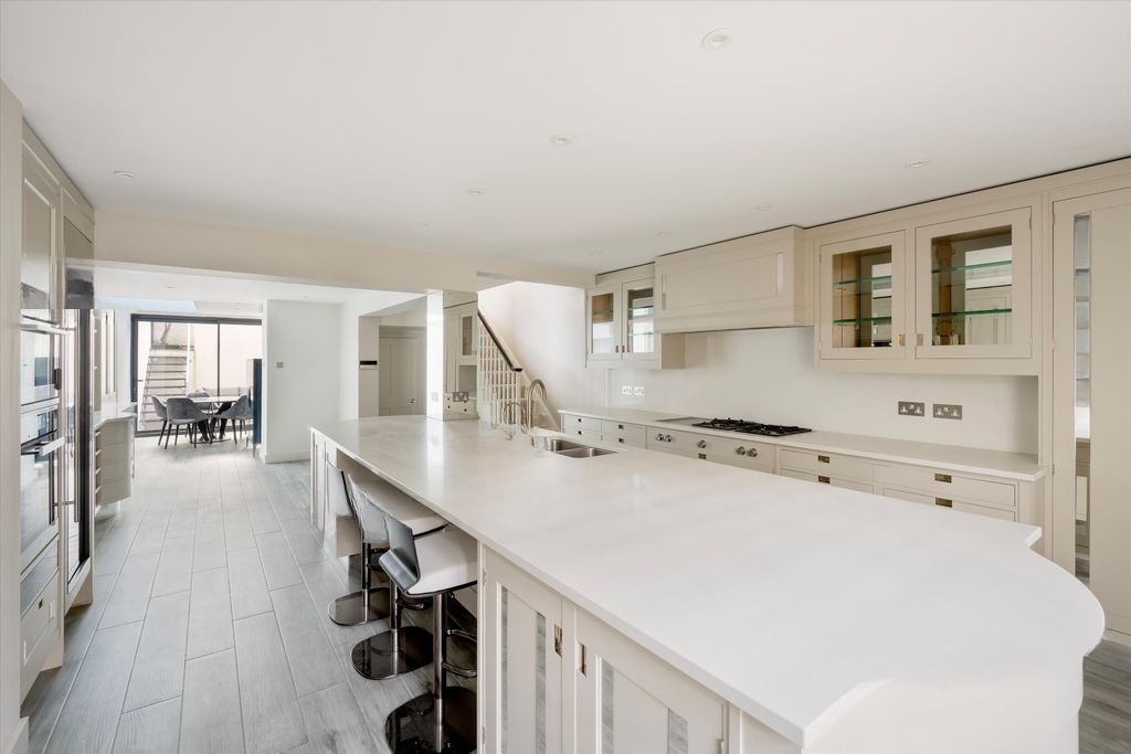 Квартира в Лондоне, Великобритания, 301 м² - фото 16