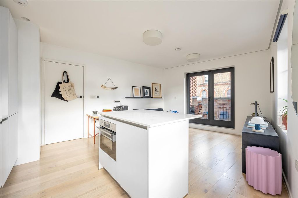 Квартира в Лондоне, Великобритания, 41 м² - фото 18