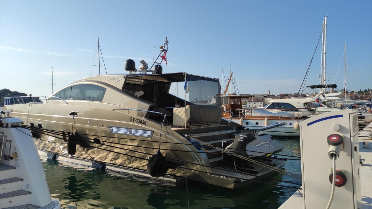 Отель, гостиница в Ровини, Хорватия, 900 м² - фото 10