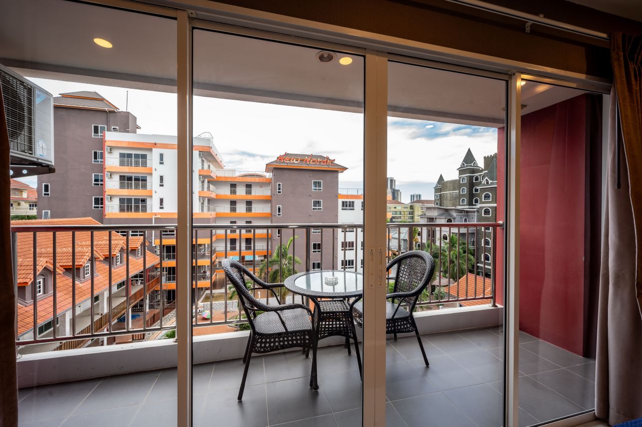 Квартира в Паттайе, Таиланд, 30 м² - фото 1