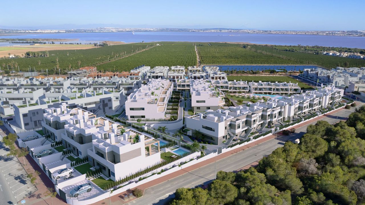 Бунгало ﻿Torrevieja (Alicante), Испания, 145 м² - фото 3