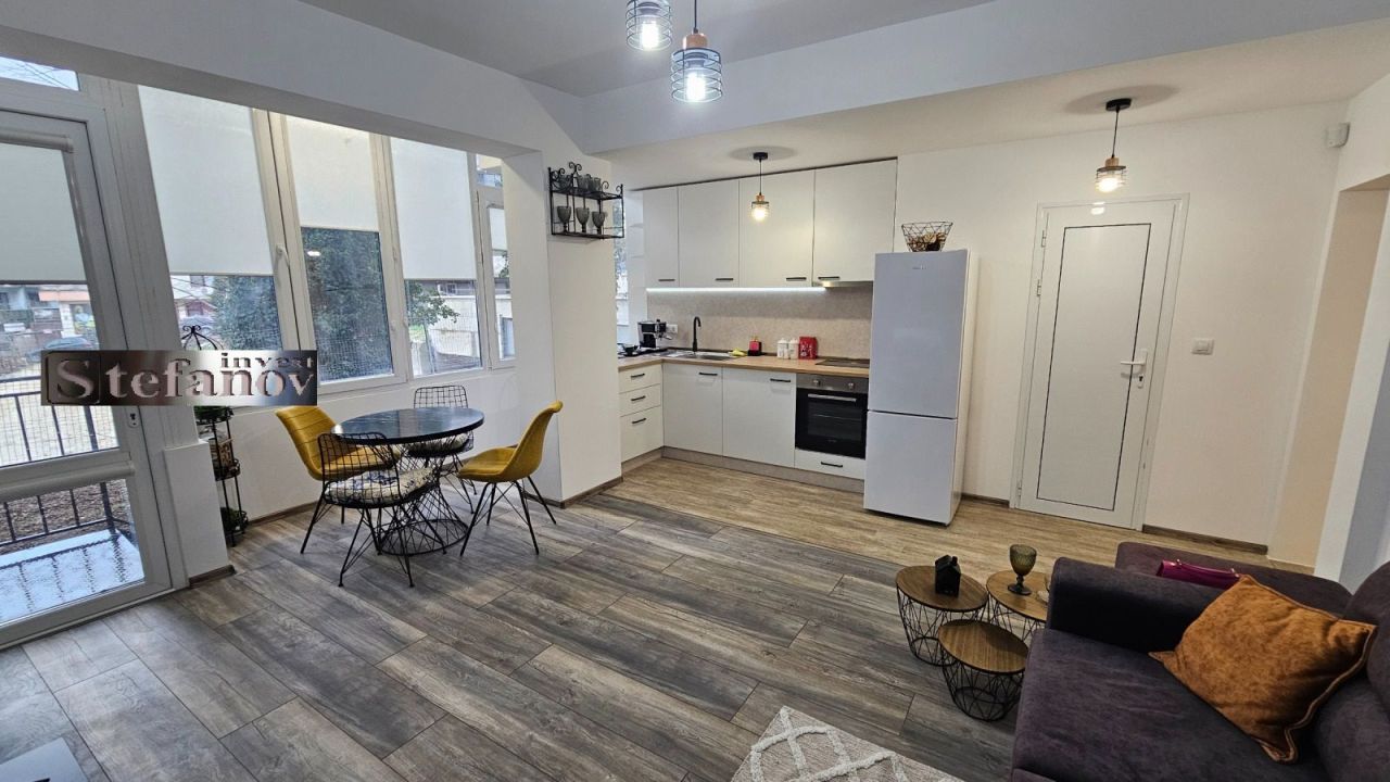 Квартира в Варне, Болгария, 90 м² - фото 1