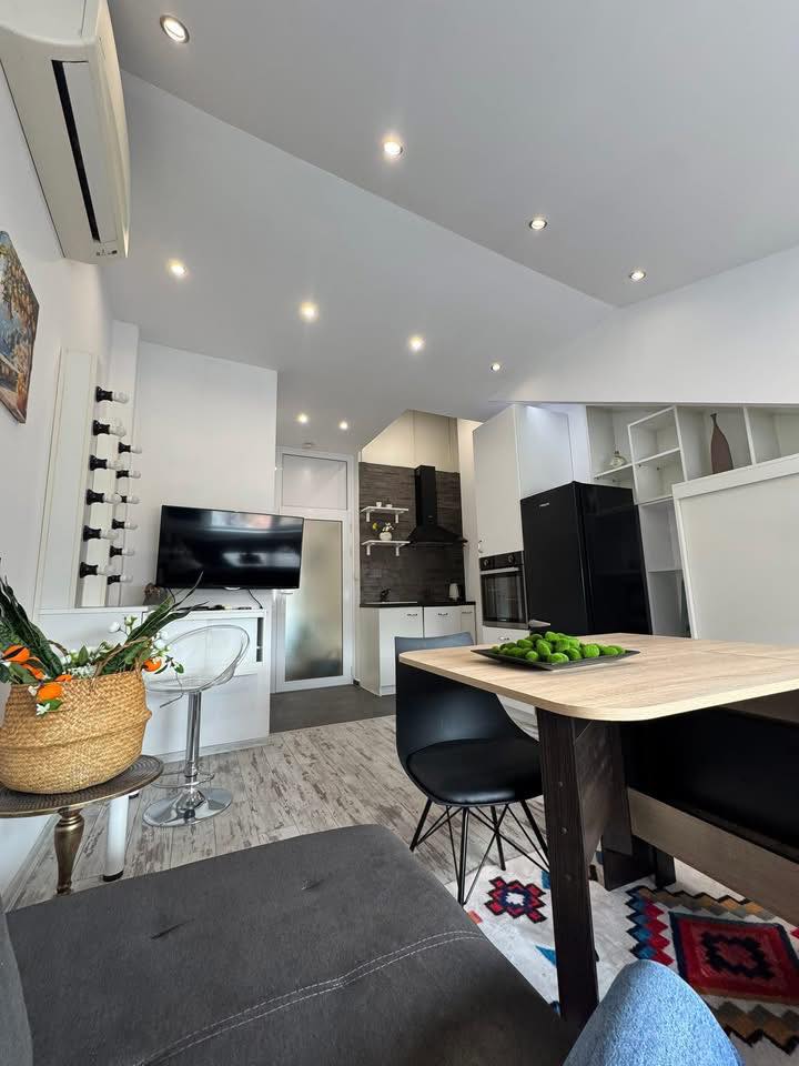 Квартира в Варне, Болгария, 80 м² - фото 1