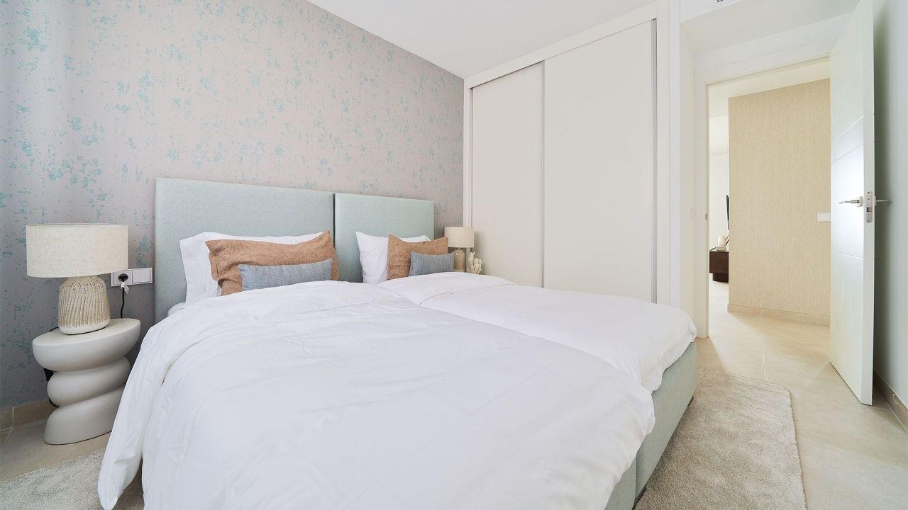 Апартаменты в Фуэнхироле, Испания, 131 м² - фото 14