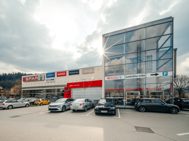Магазин в Литие, Словения, 290.3 м² - фото 2