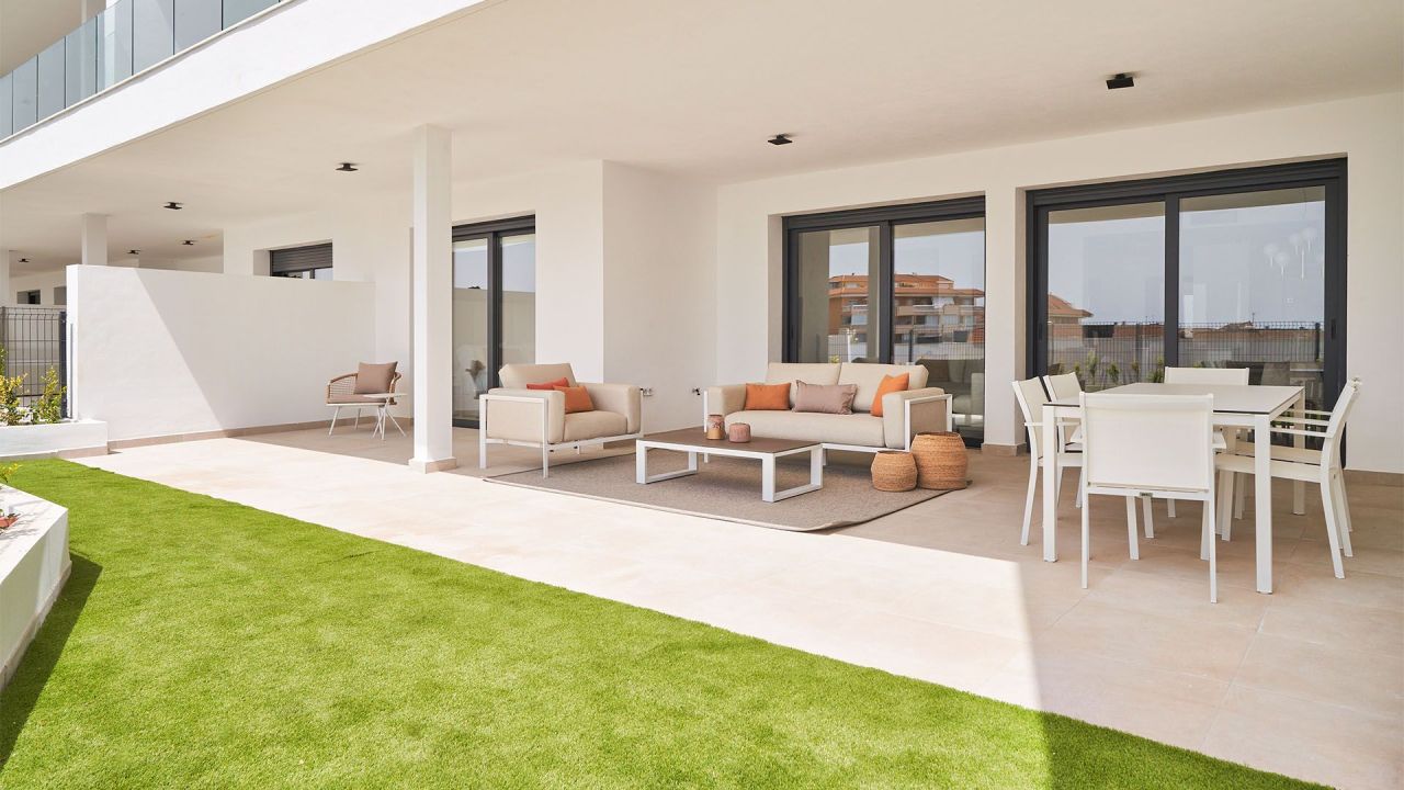 Апартаменты в Фуэнхироле, Испания, 131 м² - фото 16