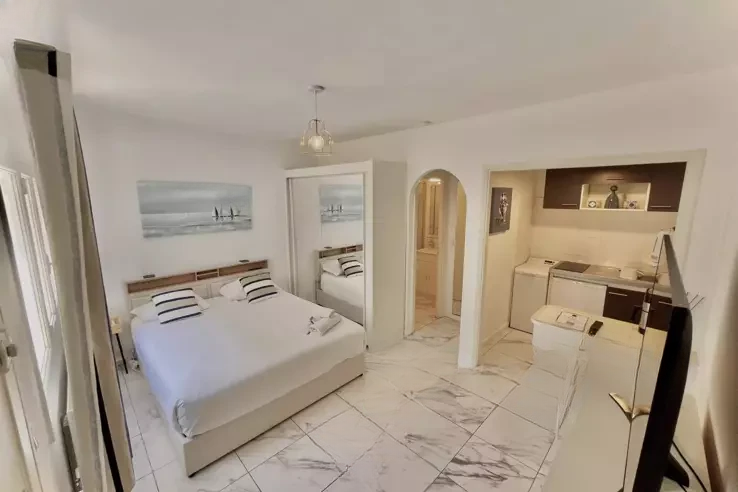 Квартира в Каннах, Франция, 21 м² - фото 1