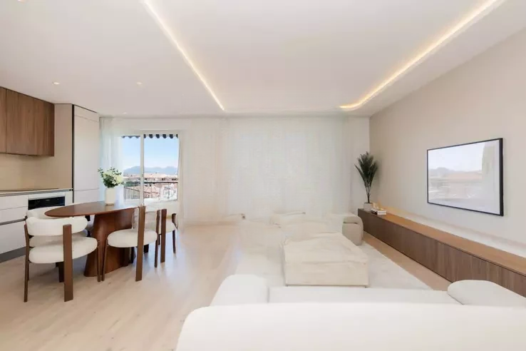 Квартира в Каннах, Франция, 65 м² - фото 1