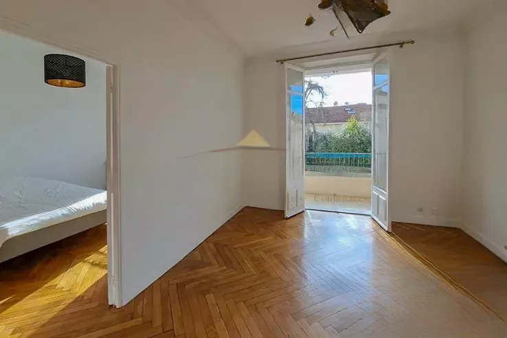 Квартира в Каннах, Франция, 60 м² - фото 1
